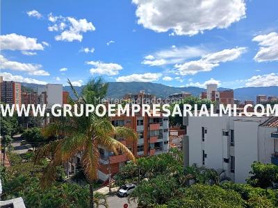 Apartamento de 2 alcobas en venta en Los Colores, Medellín, 57 m² · foto 13 de 13