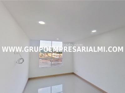 Apartamento en venta en Santa Catalina, Itagüí · foto 10 de 15
