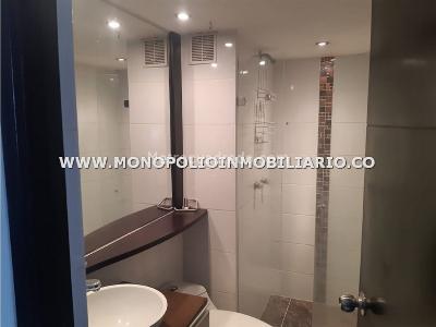Apartaestudio en arriendo en Prado Centro, Medellín, 30 m² · foto 2 de 6
