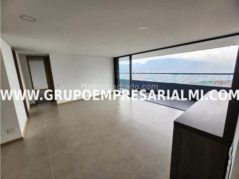 Spectacular 2BR Apartment in San Diego