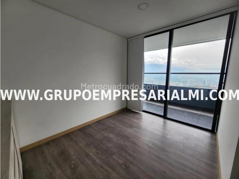 Spectacular 2BR Apartment in San Diego - 7