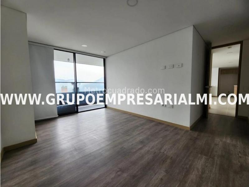 Spectacular 2BR Apartment in San Diego - 8