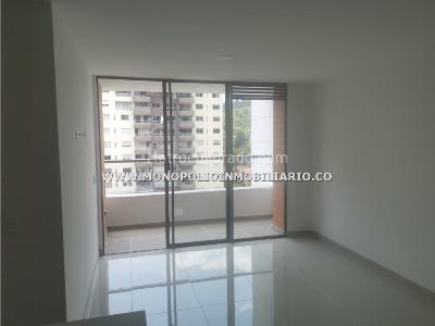 Apartamento de 3 alcobas en venta en Los Alcazares, Sabaneta, 77 m² · foto 4 de 6