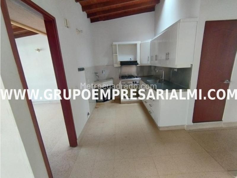 Apartamento de 3 Alcobas en Belén, Segundo Piso - 6