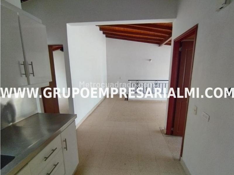 Apartamento de 3 Alcobas en Belén, Segundo Piso - 8