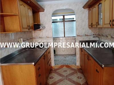 Apartamento de 3 alcobas en venta en Entreamigos, Sabaneta, 83 m² · foto 3 de 20