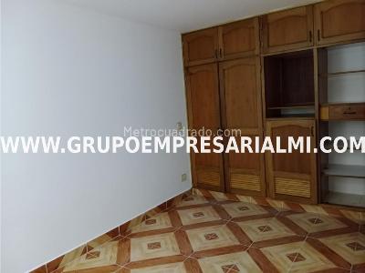 Apartamento de 3 alcobas en venta en Entreamigos, Sabaneta, 83 m² · foto 8 de 20