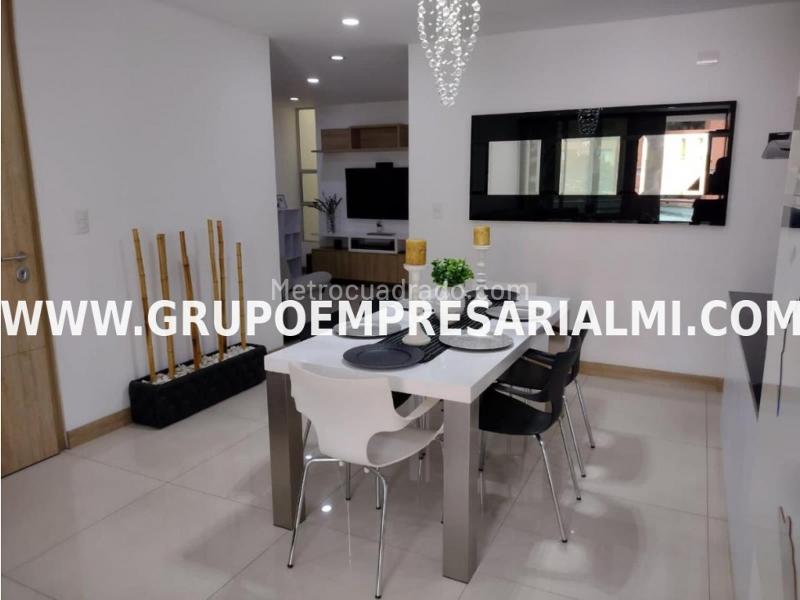 Apartamento Fantástico de 3 Alcobas en Laureles con Gran Vista - 6