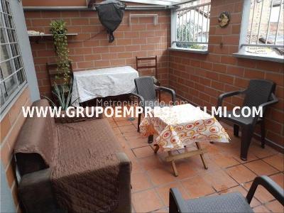 Apartamento de 2 alcobas en venta en Bombona, Medellín, 68 m² · foto 13 de 16
