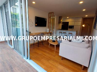 Apartamento de 2 alcobas en venta en El Poblado, Medellín, 71 m² · foto 12 de 14