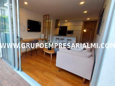 Apartamento de 2 alcobas en venta en El Poblado, Medellín, 71 m² · foto 5 de 14