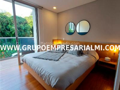 Apartamento de 2 alcobas en venta en El Poblado, Medellín, 71 m² · foto 7 de 14