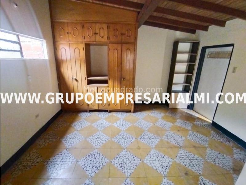 Spacious 4BR Apartment in El Salvador - 6