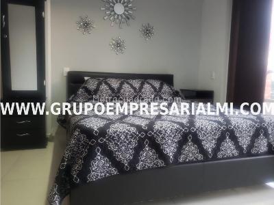 Apartamento de 3 alcobas en arriendo en El Poblado, Medellín, 70 m² · foto 6 de 9