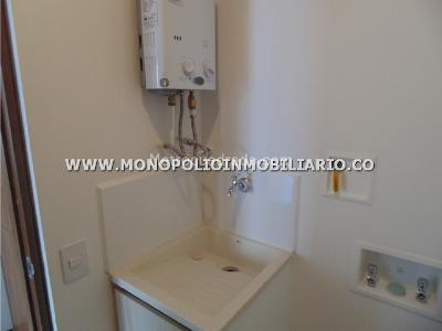 Apartaestudio en arriendo en El Poblado, Medellín, 62 m² · foto 8 de 11