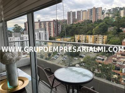 Apartamento de 2 alcobas en arriendo en El Poblado, Medellín, 68 m² · foto 10 de 11