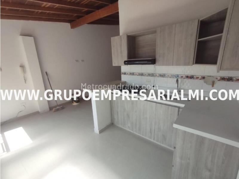 Apartamento en Arriendo, Entreamigos, Sabaneta - 2