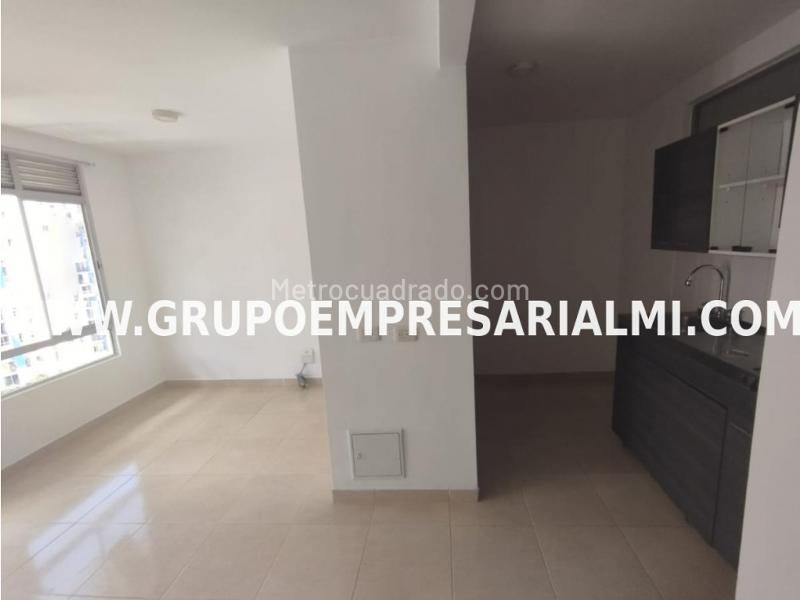 Stylish 3BR Apartment with Amenities in Calasanz - 7