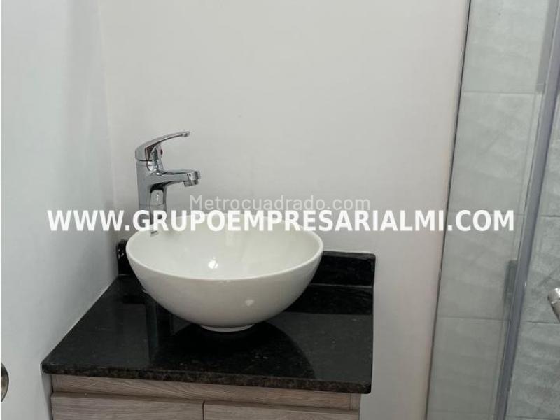 Magnificent 2BR Apartment with Modern Features in El Poblado - 8