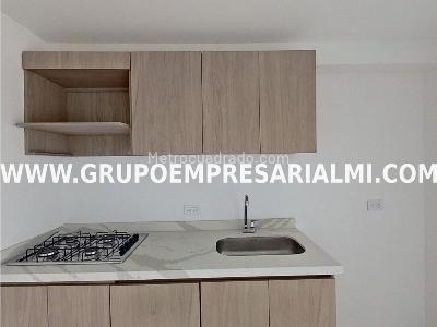 Apartamento de 3 alcobas en venta en Bucaros, Bello, 55 m² · foto 2 de 20