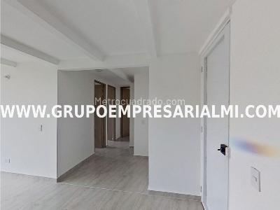 Apartamento de 3 alcobas en venta en Bucaros, Bello, 55 m² · foto 5 de 20