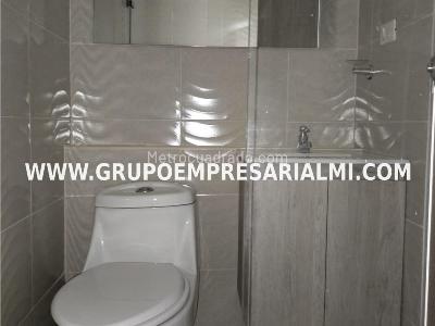 Apartamento de 3 alcobas en venta en Las Lomitas, Sabaneta, 60 m² · foto 13 de 16