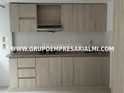 Apartamento de 3 alcobas en venta en Las Lomitas, Sabaneta, 60 m² · foto 4 de 16