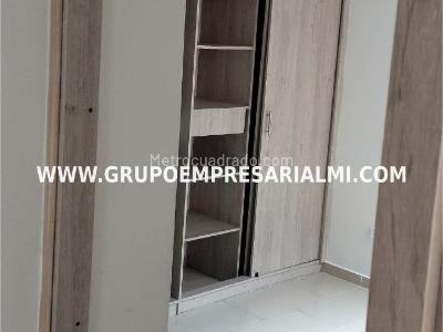 Apartamento de 3 alcobas en venta en Las Lomitas, Sabaneta, 60 m² · foto 7 de 16