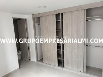 Apartamento de 3 alcobas en venta en Las Lomitas, Sabaneta, 60 m² · foto 8 de 16