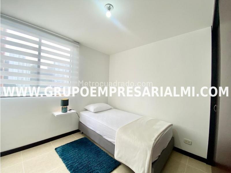 Apartamento Amoblado de 3 Alcobas con Jacuzzi en El Poblado - 7