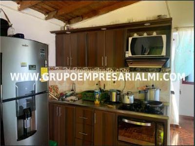 Casa de 3 alcobas en venta en Niquia, Bello, 80 m² · foto 3 de 8