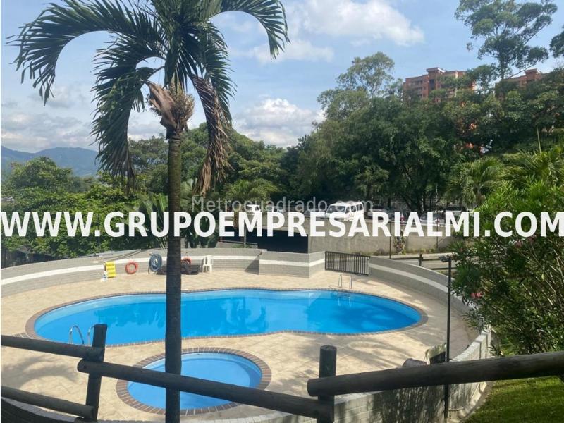 Furnished 2BR Apartment with 5 Bathrooms in El Poblado - 5