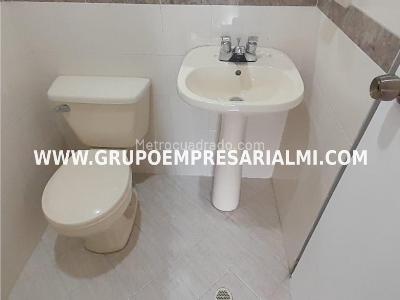 Apartaestudio en arriendo en El Poblado, Medellín · foto 17 de 20