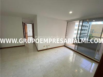 Apartamento de 2 alcobas en arriendo en El Poblado, Medellín, 75 m² · foto 12 de 20