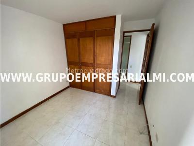 Apartamento de 2 alcobas en arriendo en El Poblado, Medellín, 75 m² · foto 15 de 20