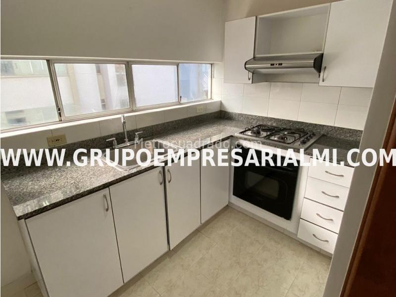Apartamento Espectacular de 2 Alcobas en El Poblado (Los Balsos) - 2