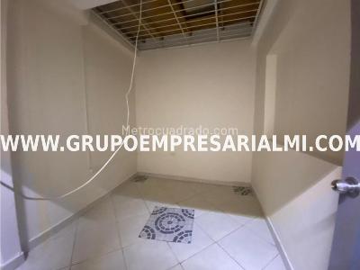 Apartamento de 5 alcobas en arriendo en Asturias, Itagüí, 110 m² · foto 10 de 19