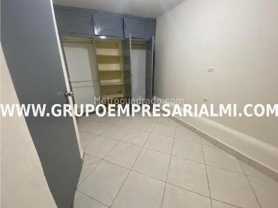 Apartamento de 5 alcobas en arriendo en Asturias, Itagüí, 110 m² · foto 12 de 19