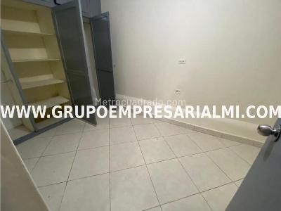 Apartamento de 5 alcobas en arriendo en Asturias, Itagüí, 110 m² · foto 14 de 19