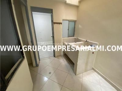 Apartamento de 5 alcobas en arriendo en Asturias, Itagüí, 110 m² · foto 18 de 19