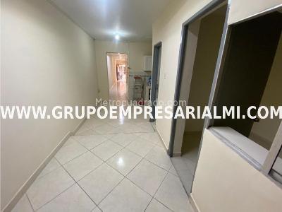 Apartamento de 5 alcobas en arriendo en Asturias, Itagüí, 110 m² · foto 4 de 19
