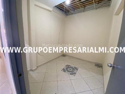 Apartamento de 5 alcobas en arriendo en Asturias, Itagüí, 110 m² · foto 5 de 19
