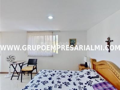 Apartamento de 2 alcobas en venta en Obrero, Bello, 58 m² · foto 10 de 15