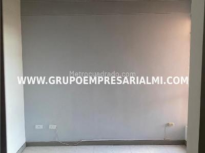 Apartamento de 3 alcobas en venta en Villa Del Carmen, Sabaneta, 64 m² · foto 13 de 17
