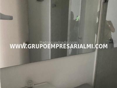 Apartamento de 3 alcobas en venta en Villa Del Carmen, Sabaneta, 64 m² · foto 14 de 17