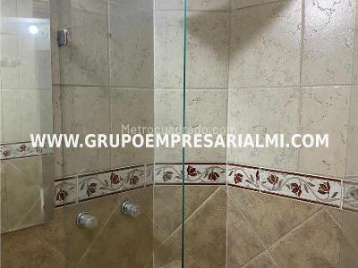 Apartamento de 3 alcobas en venta en Villa Del Carmen, Sabaneta, 64 m² · foto 15 de 17