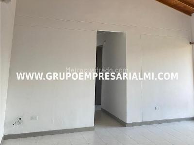 Apartamento de 3 alcobas en venta en Villa Del Carmen, Sabaneta, 64 m² · foto 6 de 17