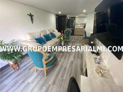 Apartamento de 3 alcobas en venta en Los Colores, Medellín, 82 m² · foto 5 de 20