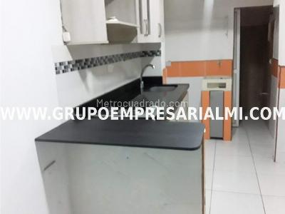 Apartaestudio en arriendo en El Velodromo, Medellín, 30 m² · foto 3 de 13