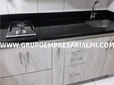 Apartaestudio en arriendo en El Velodromo, Medellín, 30 m² · foto 5 de 13